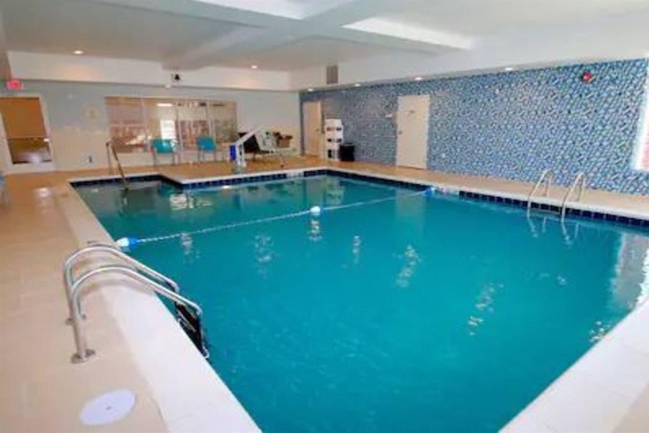 Hampton Inn- Suffolk Luaran gambar