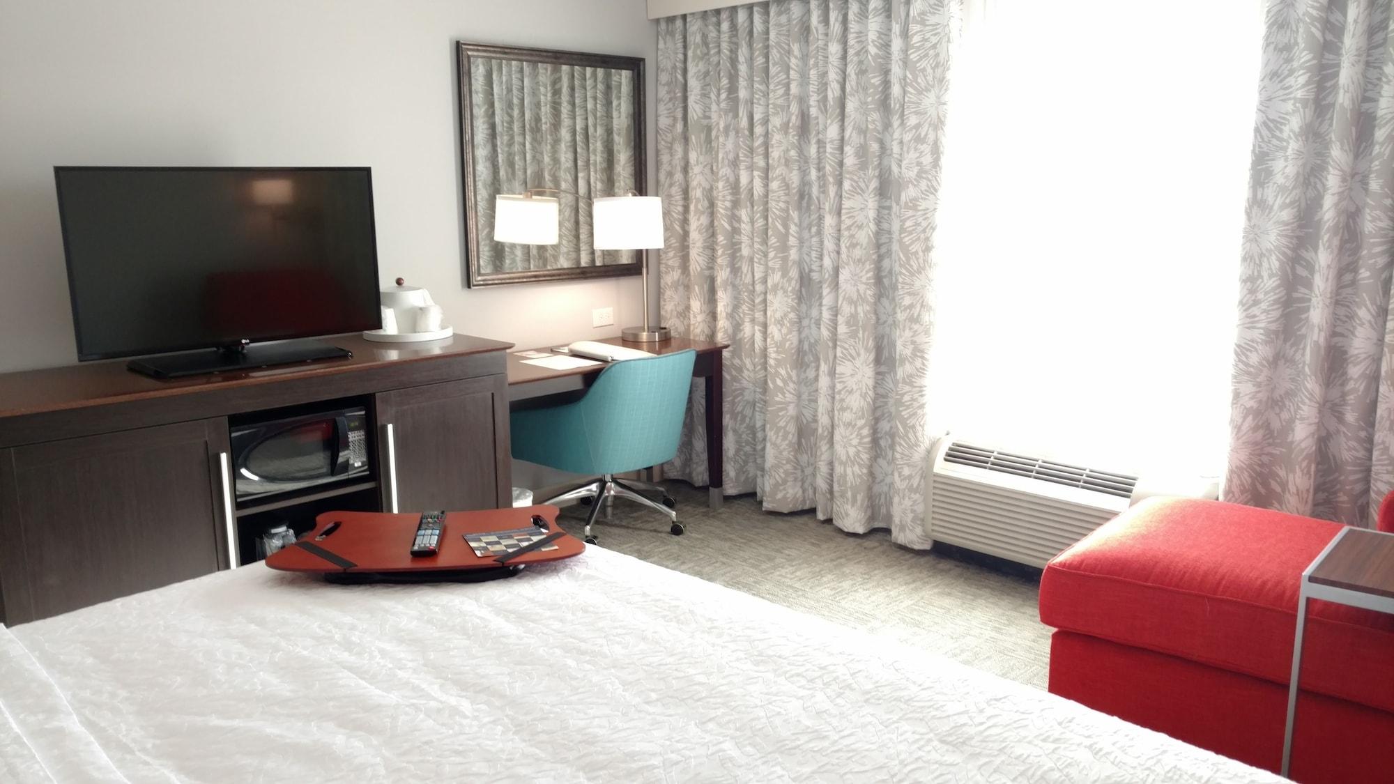 Hampton Inn- Suffolk Luaran gambar