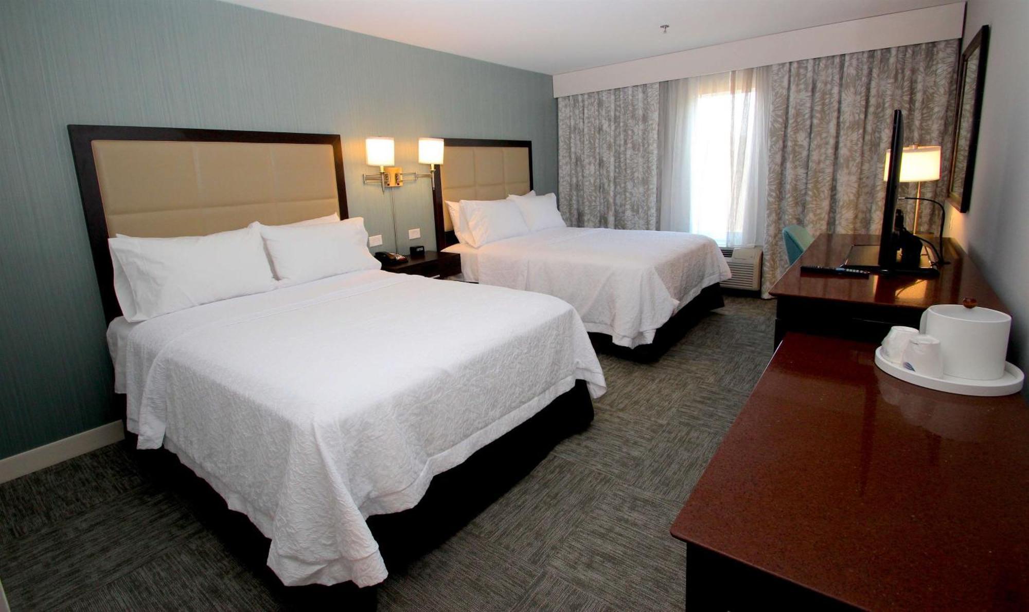 Hampton Inn- Suffolk Luaran gambar