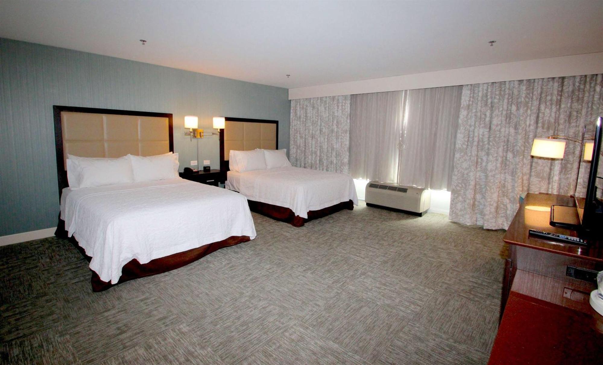 Hampton Inn- Suffolk Luaran gambar
