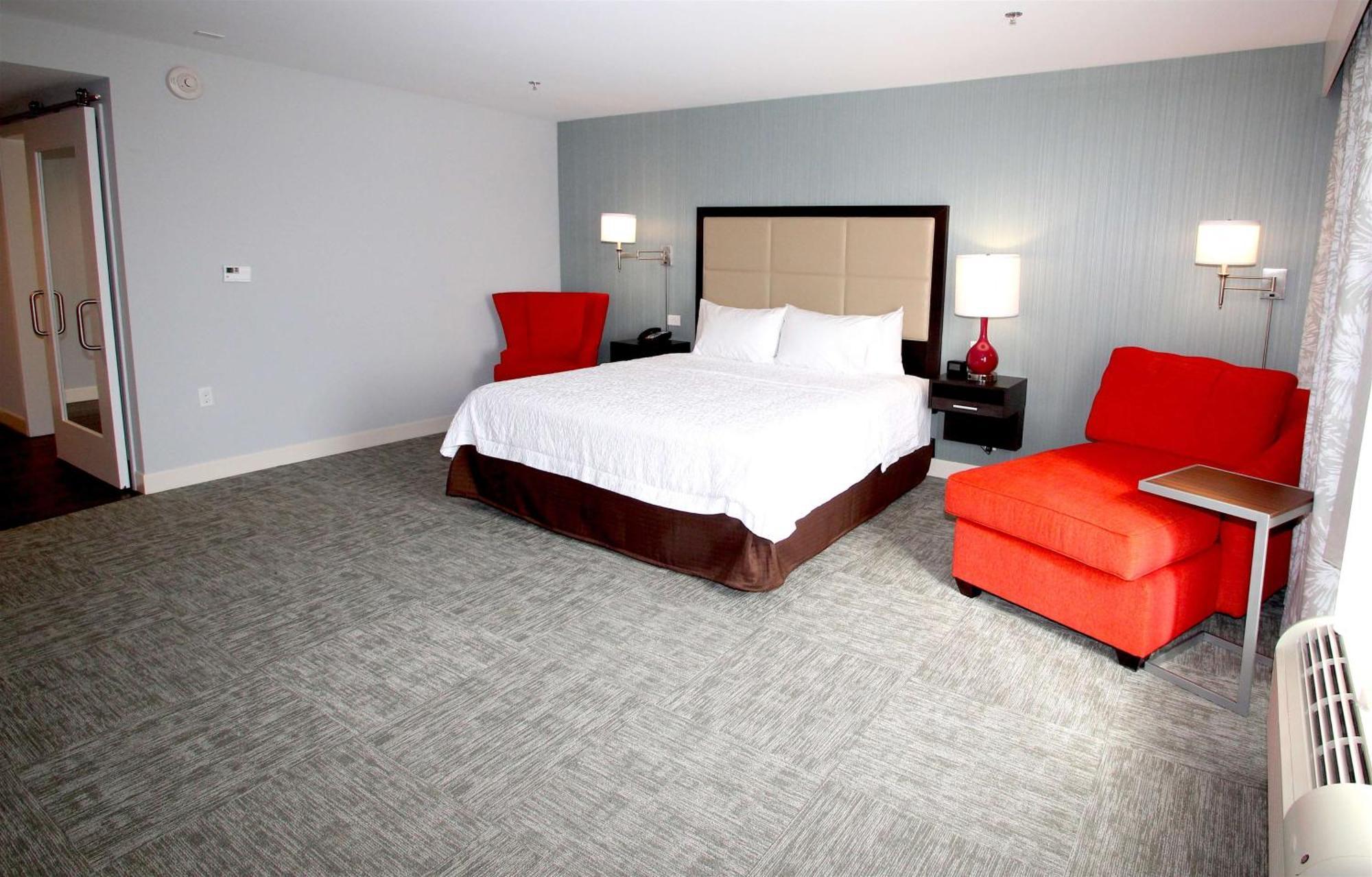 Hampton Inn- Suffolk Luaran gambar