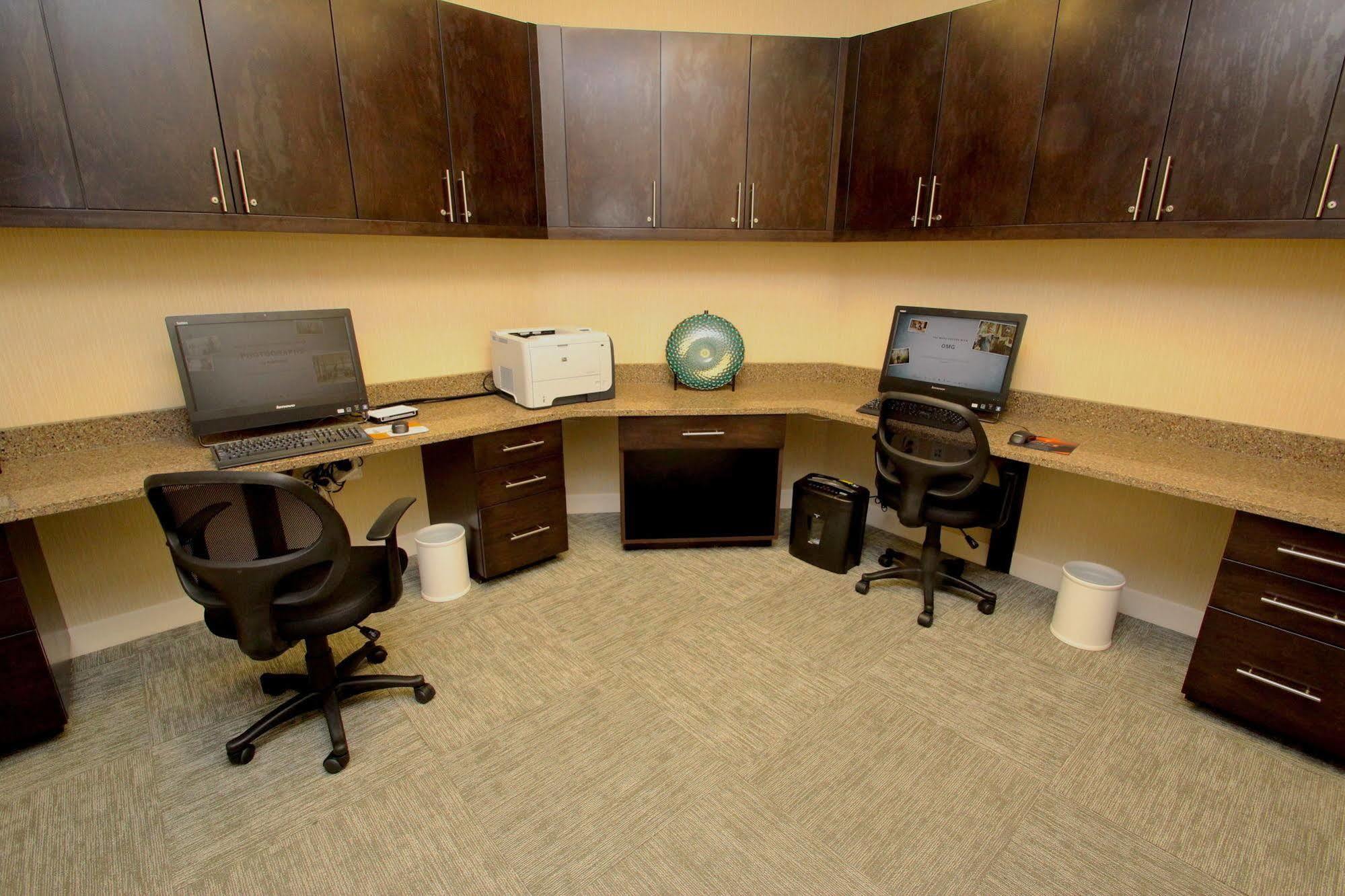 Hampton Inn- Suffolk Luaran gambar